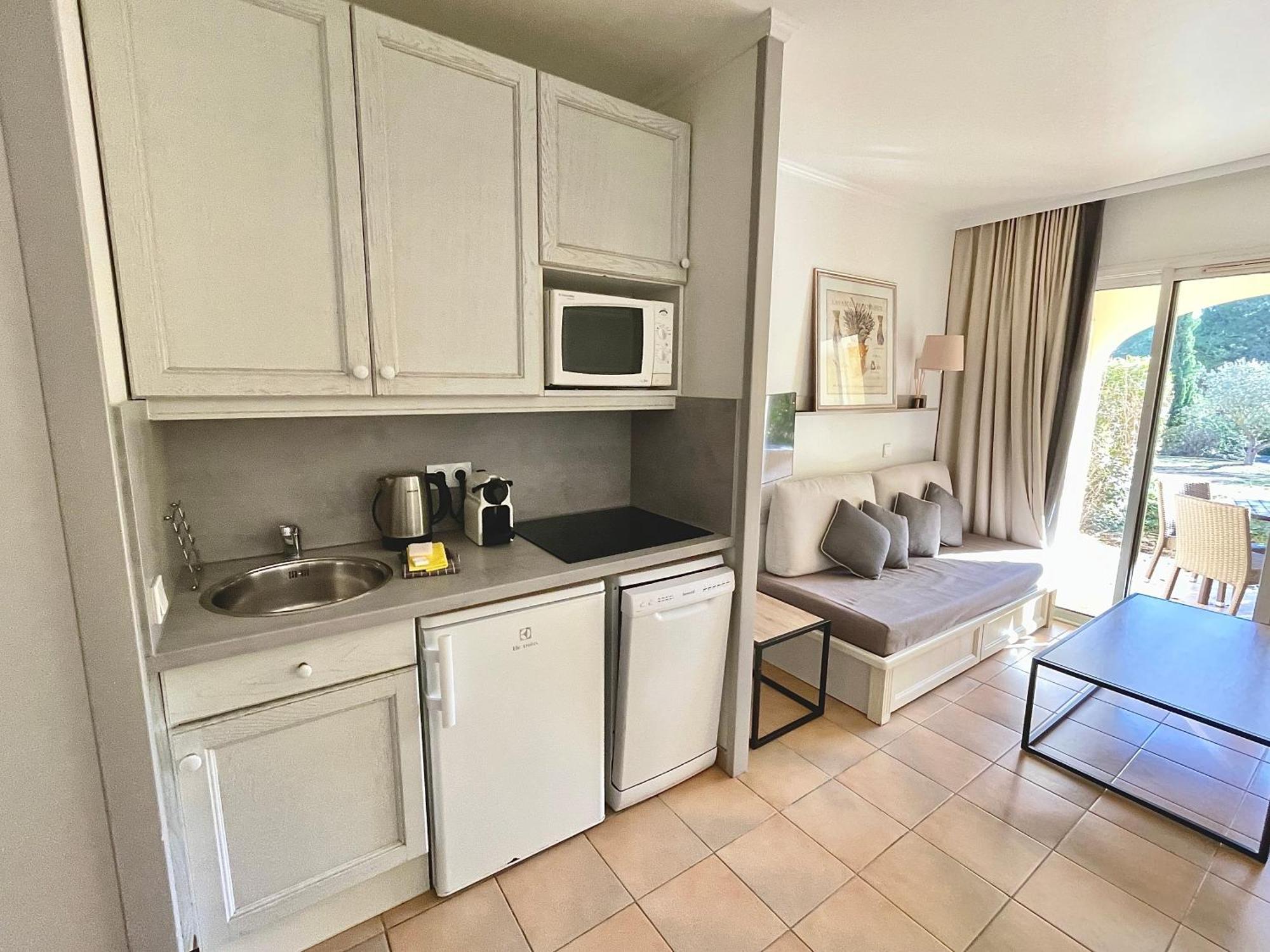 Appartement Golf De Pont Royal Mallemort Eksteriør billede
