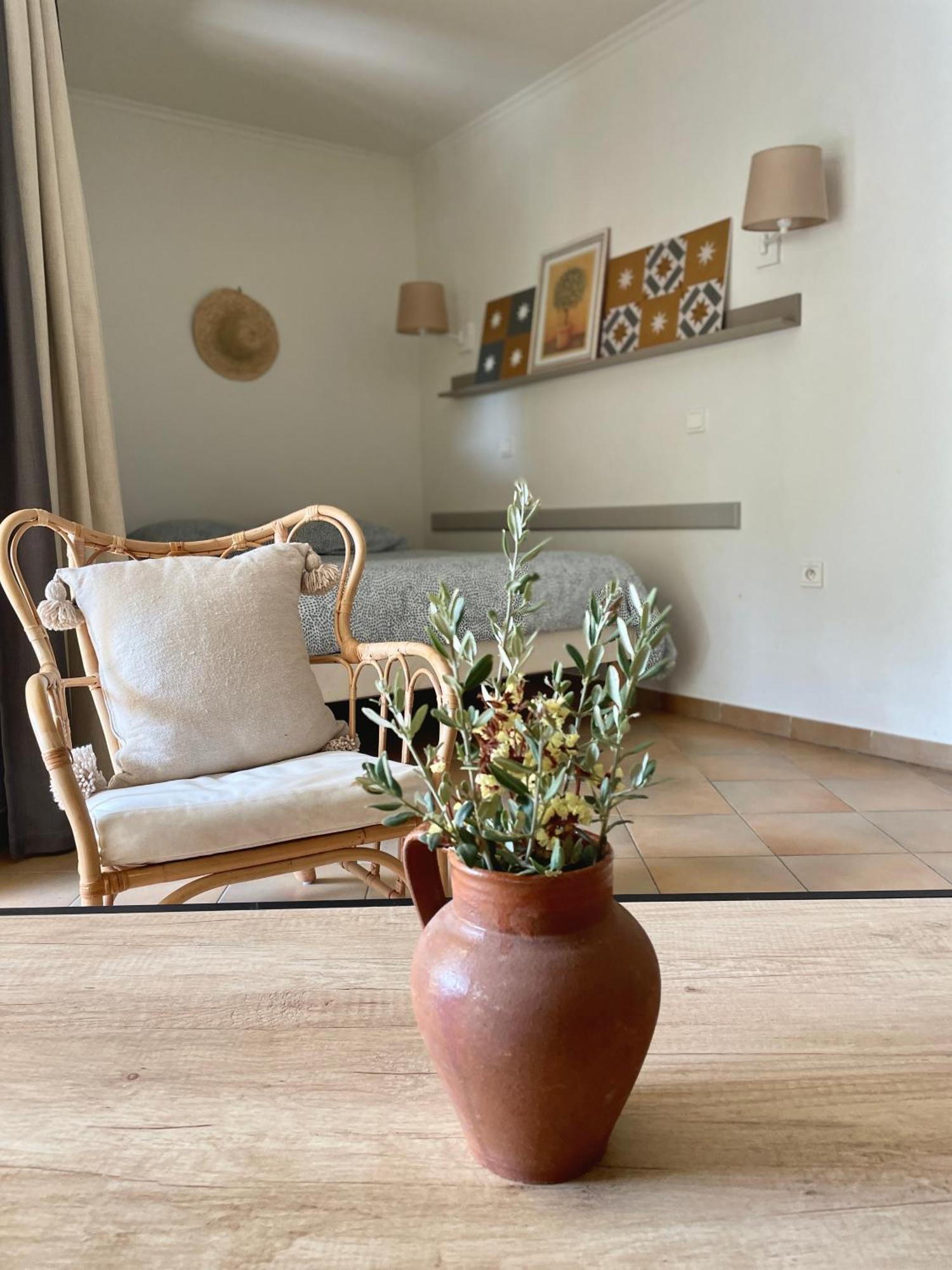 Appartement Golf De Pont Royal Mallemort Eksteriør billede